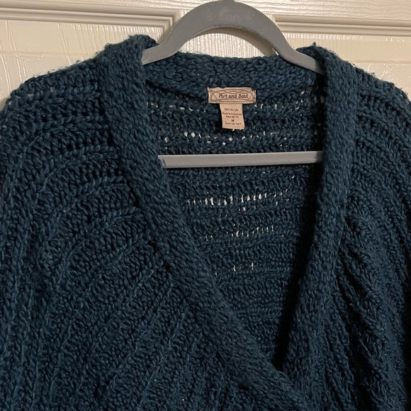 Art and Soul Cardigan - Picture 2 of 4